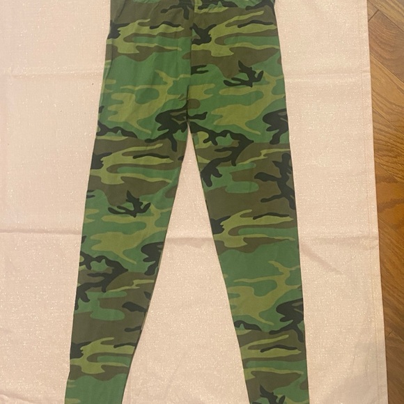 Rothco camo leggings size M. NWT. - Picture 1 of 5